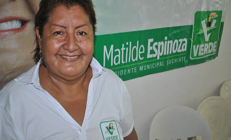 Luego de ocho horas de estar detenida, la alcaldesa, Matilde Espinosa, fue puesta en libertad sin darse a conocer bajo que condición. (Twitter: @VocesFeminista)