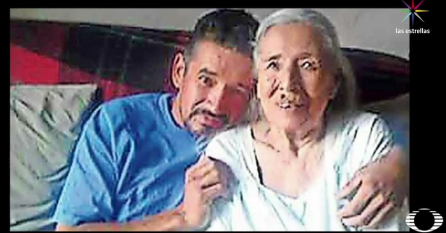 Los restos de Norberto Santacruz Medrano, el mexicano que intentó suicidarse dentro de la cárcel en El Paso, Texas y más tarde murió en un hospital, se quedarán en territorio estadounidense. (Noticieros Televisa)