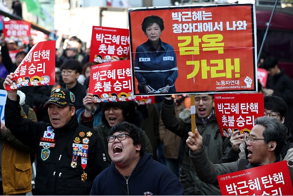 Millones de personas pidieron la renuncia de la presidenta de Corea del Sur, Park Geun-hye.