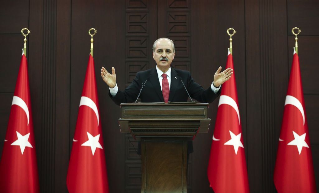 Numan Kurtulmus, primer ministro de Turquía.