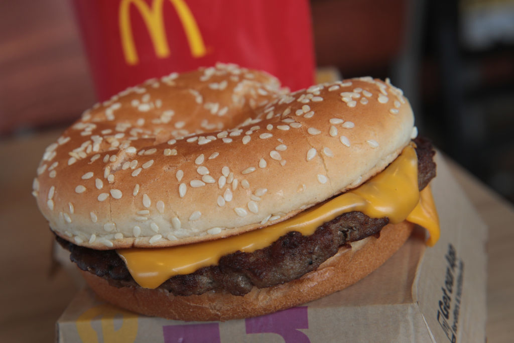 Para mediados de 2018, habrá carne fresca en la mayoría de sus 14 mil locales de McDonald's en Estados Unidos, salvo Alaska, Hawai y algunos aeropuertos.