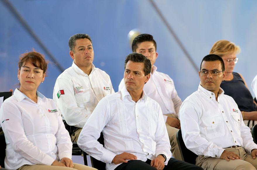 Peña Nieto menciona que las personas que se oponen a que el sector energético realice alianzas con la iniciativa privada, lo hacen por irresponsabilidad o desconocimiento (Presidencia de la República)