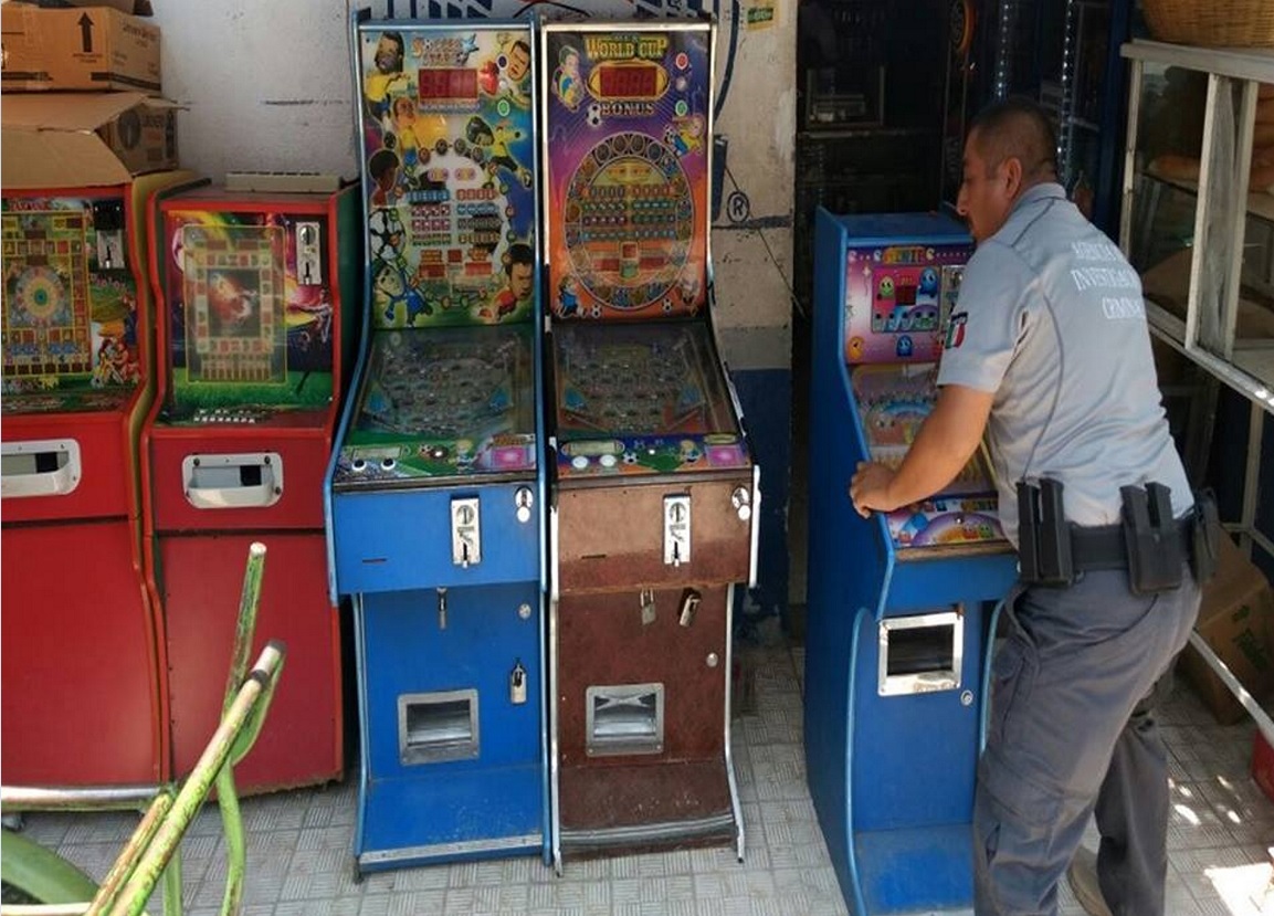 Elementos federales incautan tragamonedas; la PGR realiza operativo para asegurar ‘mini casinos’ en Tijuana (NTX, archivo)