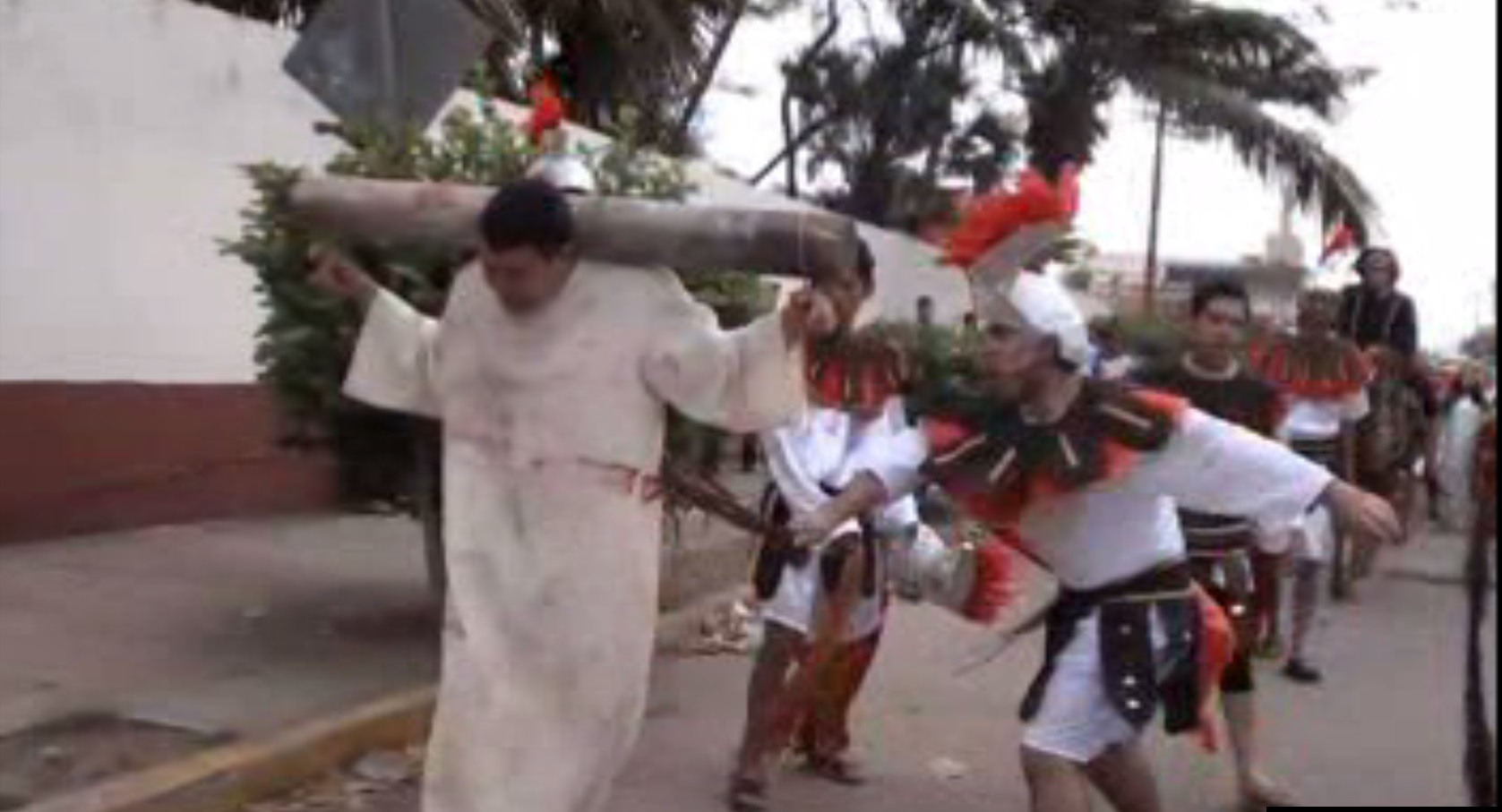 Veracruzanos realizan la representación de la Pasión de Cristo; representantes de la Iglesia y autoridades se preparan para la Semana Santa (Noticieros Televisa)