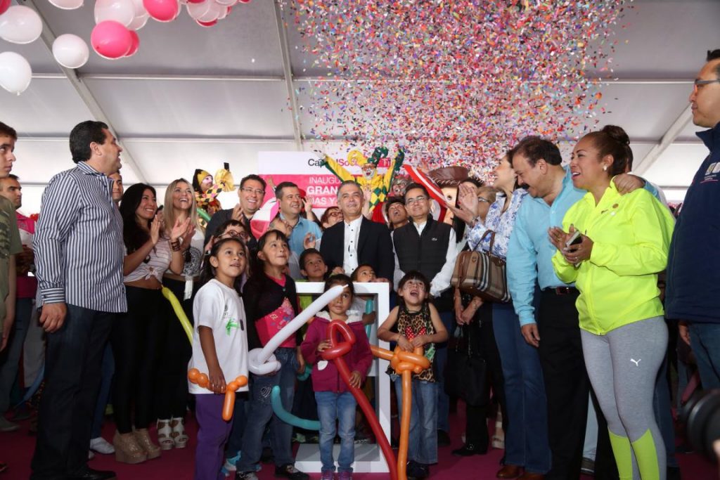 Realizan Gran Festival para celebrar a los niños en el Zócalo de la CDMX