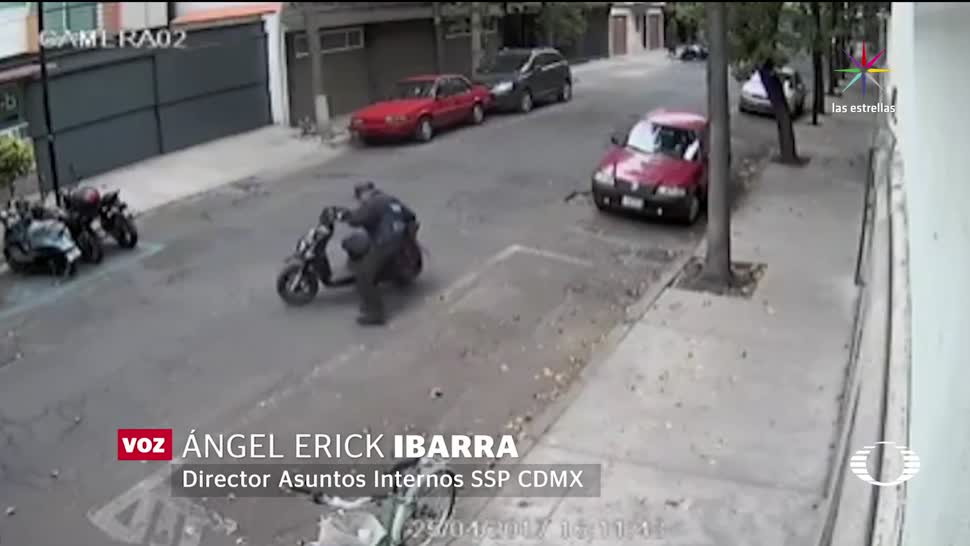 Policía, CDMX, Venganza, Video, Mueve motocicleta, Redes Sociales