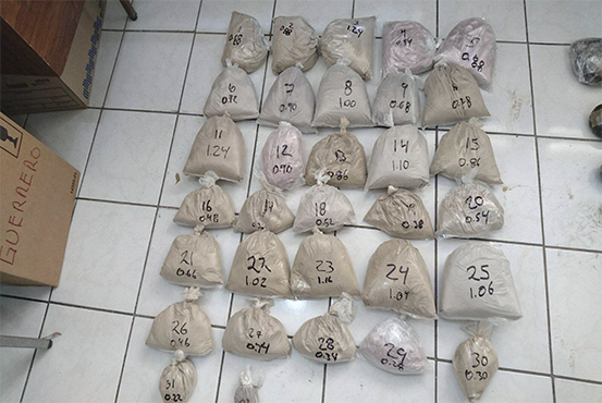 Aseguran en Guerrero más de 23 kilos de heroína y 9 kilos de goma de opio. (Grupo de Coordinación Guerrero)