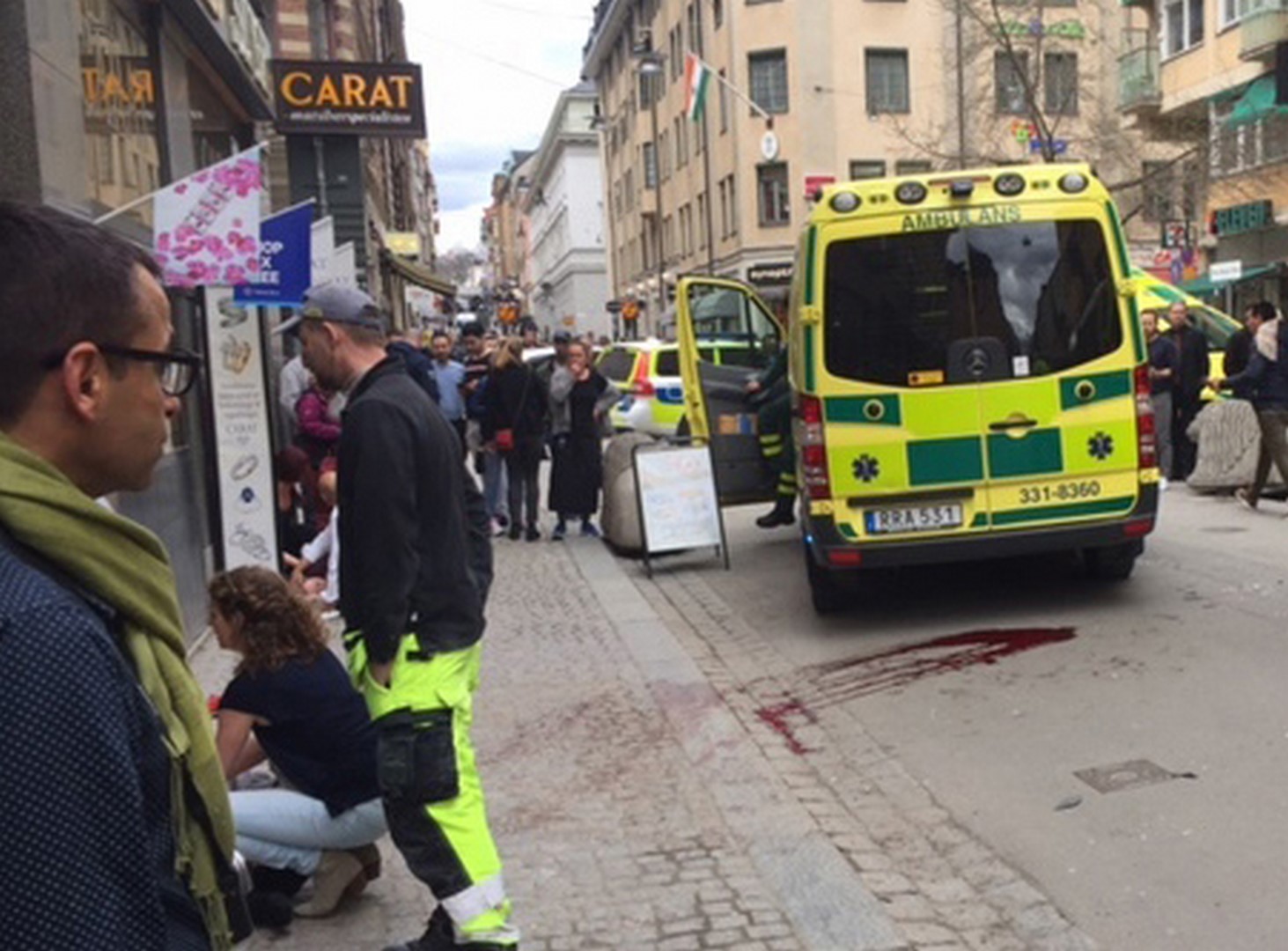 Atentado en Estocolmo, Suecia, deja al menos 2 muertos. (AP)