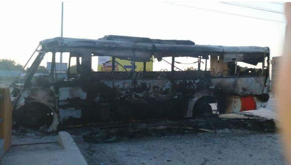 Grupos armados incendiaron camiones en Reynosa, Tamaulipas Twitter @lopezdoriga