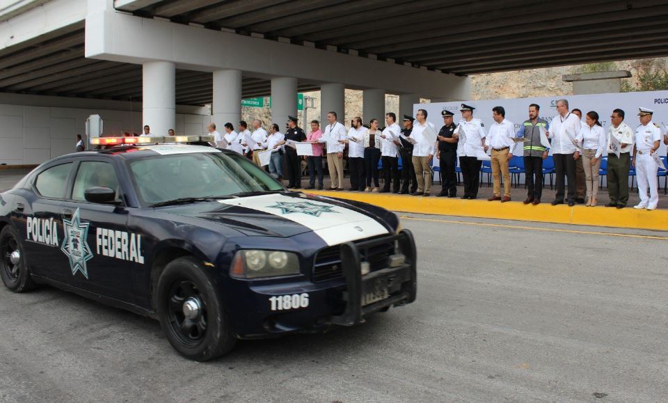 Policías federales participarán en operativos de seguridad en Campeche (Twitter @eliasibps)