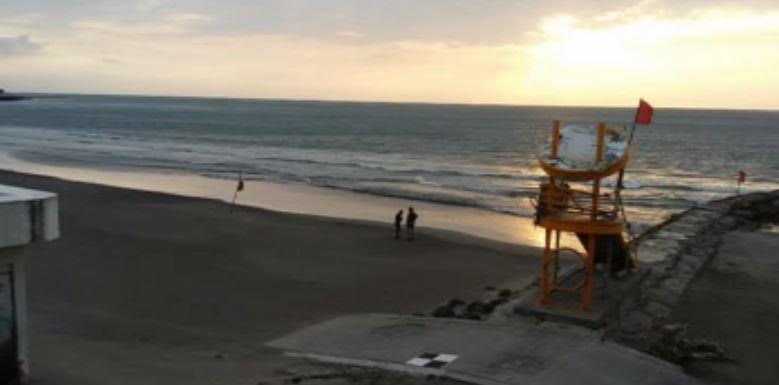 Visitantes disfrutan diversas actividades en playas de Veracruz. (Noticieros Telvisa)