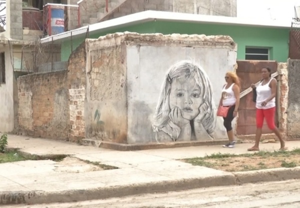 Los murales son una vista inusual en una Cuba donde los espacios públicos están estrictamente controlados (Reuters)