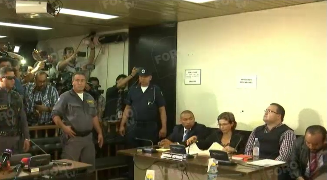 Javier Duarte, exgobernador de Veracruz, asiste a audiencia en tribunal de Guatemala (Noticieros Televisa)