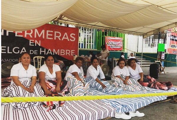 Se cumplen cuatro días de la huelga de hambre que mantienen 6 enfermeras del Hospital de la Mujer. (Twitter @juanelo_28)