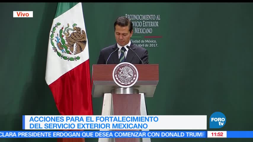 EPN agradece labor del Servicio Exterior Mexicano
