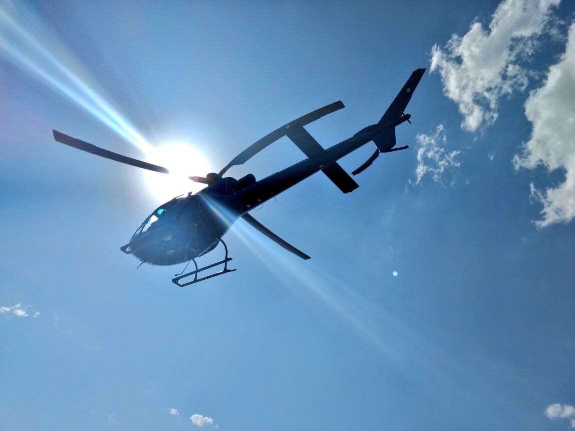 Policías británicos emplean helicóptero para filmar a gente teniendo sexo