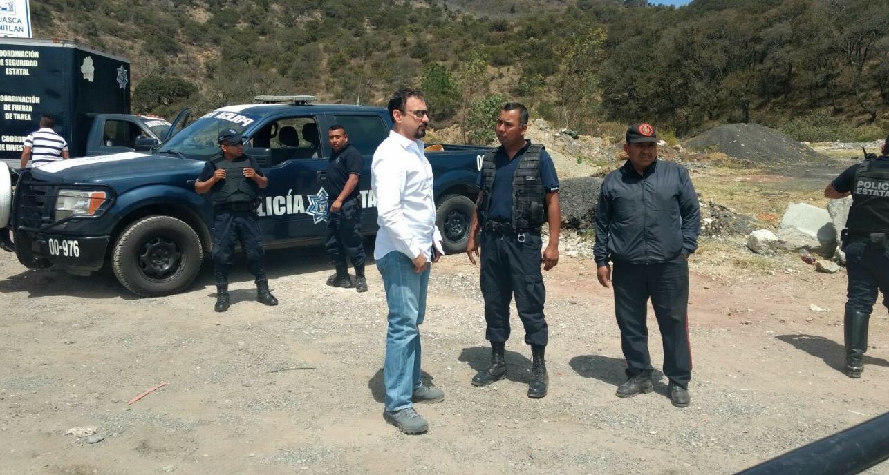 Policías federales, estatales y municipales mantienen una estrecha vigilancia en los dos mil 900 kilómetros de carreteras y se instalaron 30 módulos de atención (Twitter/@SSP_Hidalgo)