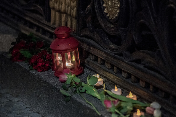 Homenaje a víctimas del atentado en Petersburgo, Rusia. (Getty images)