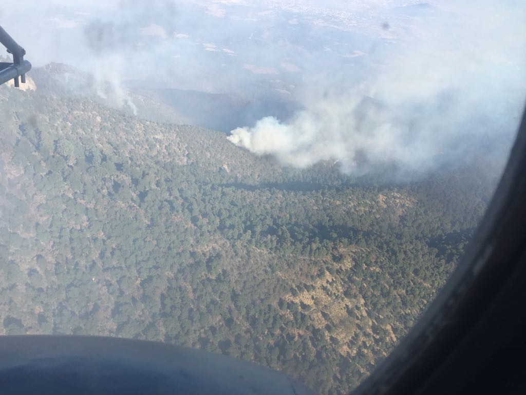 Incendio forestal en Texcoco. (Twitter @Conafor)