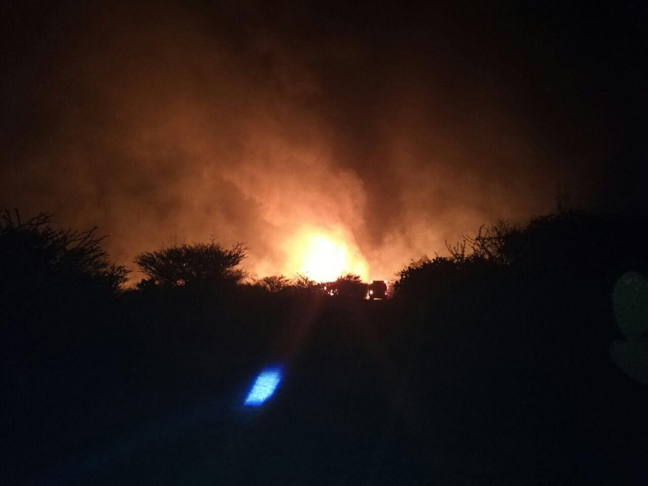 Incendio afecta ducto de Pemex en Tepeji del Río, Querétaro (Noticieros Televisa)