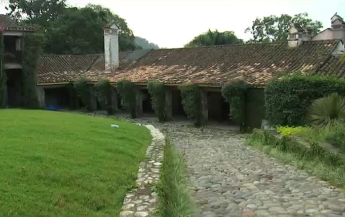 Javier Duarte pensaba vivir en la antigua hacienda 'El faunito', una vez que dejara el poder, según el actual gobernador. (Noticieros Televisa)
