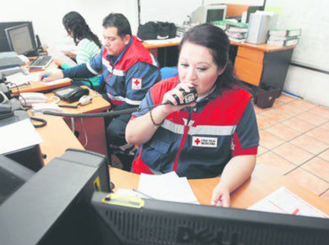 En Sinaloa, la mayoría de las llamadas al 911 son falsas. (Twitter: @vivavoznoticias/Archivo)