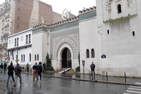 Sede de la Gran Mezquita de París; la institución pide a los musulmanes franceses votar por Macron (Getty Images, archivo)