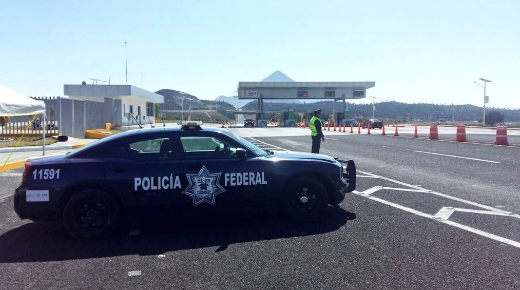 Aumenta tránsito en autopistas y carreteras de Puebla por regreso de vacacionistas