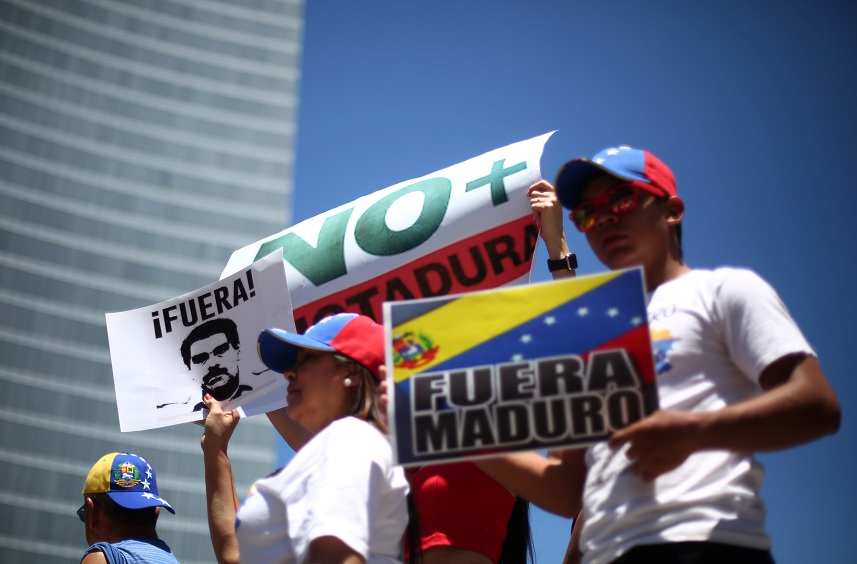 Venezolanos, consulta, venezuela, opositores, Nicolas maduro