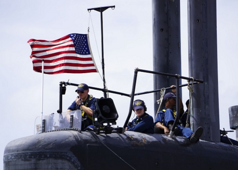 Un grupo de marineros asignados a un submarino de ataque de Estados Unidos (Getty Images/archivo)