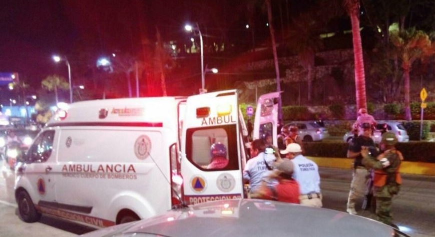 Autoridades investigan tiroteo en Acapulco que dejó un muerto y 6 heridos. (@MxRojoViolento)