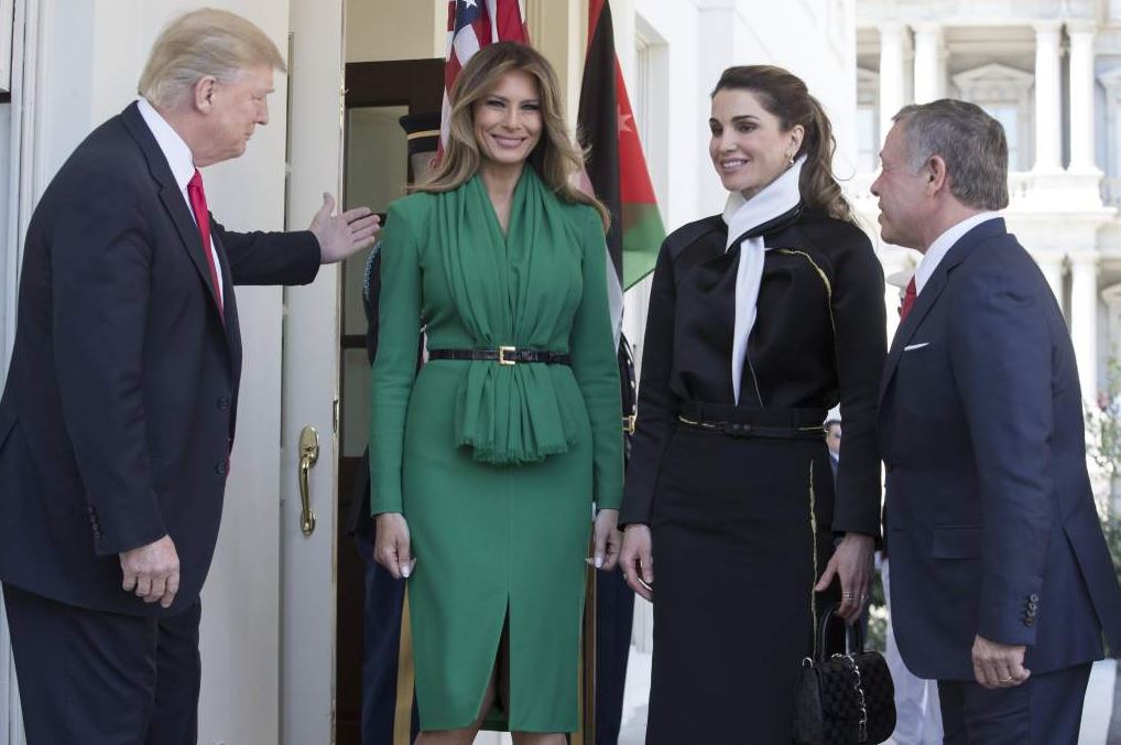 El Rey de Jordania niega saludo a Donald Trump