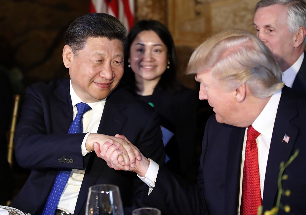 El presidente de Estados Unidos, Donald Trump, acepta la invitación de su homólogo chino, Xi Jinping, para visitar China este año. (AP)