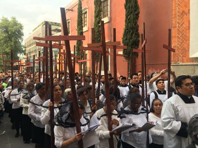 Después de 200 años regresa el Viacrucis Angelopolitano en Puebla
