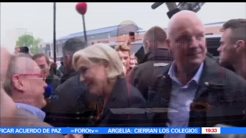 Francia, Lanza, Huevos, Candidata, Mariane LePen, Elecciones en Francia