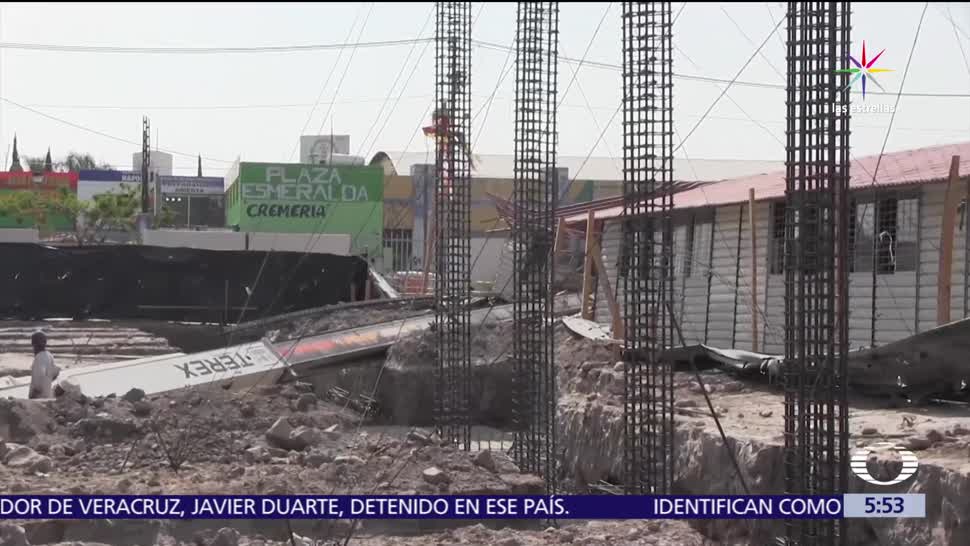 Grúa, destruye salón, Tlajomulco, Zúñiga Jalisco