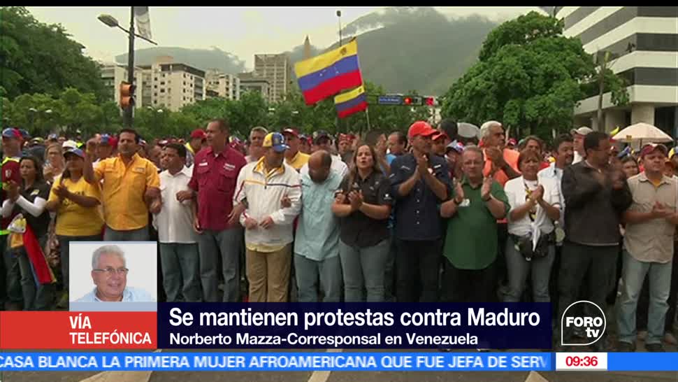 mantienen protestas, Nicolás Maduro, Venezuela, mujeres vestidas de blanco