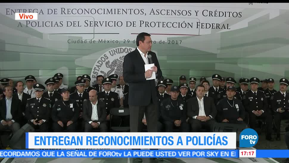 secretario de Gobernación, Miguel Ángel Osorio Chong, policías, federales,
