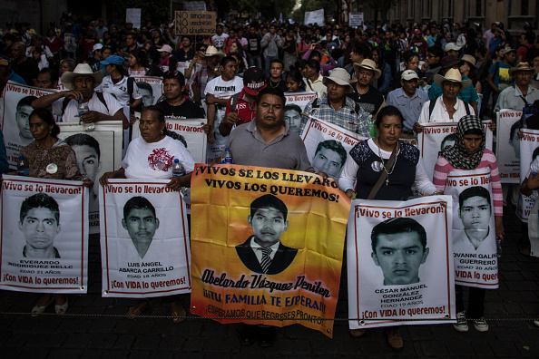 Padres normalistas ayotzinapa, Ayotzinapa, normalistas, Pares normalistas