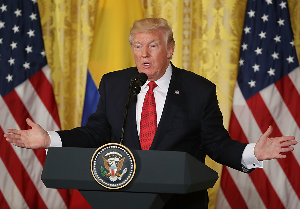 Donald Trump durante una conferencia de prensa con el presidente Juan Manuel Santos, en la Casa Blanca. (Getty Images)