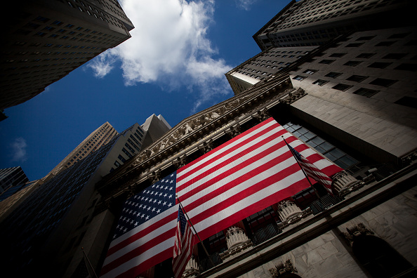 Wall Street se prepara para ir a un fin de semana largo