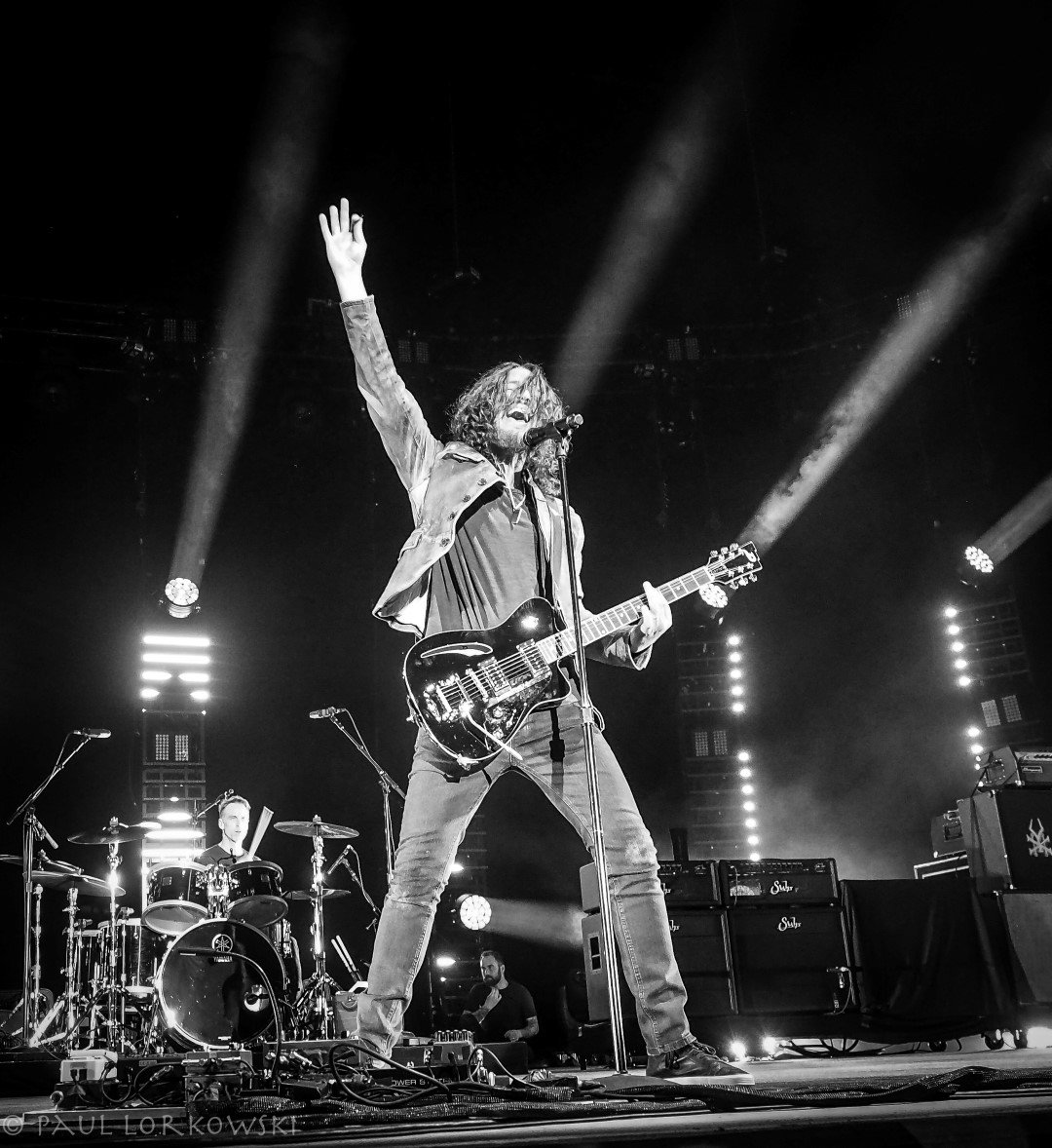 Chris Cornell durante su presentación con Soundgarden en Tuscaloosa