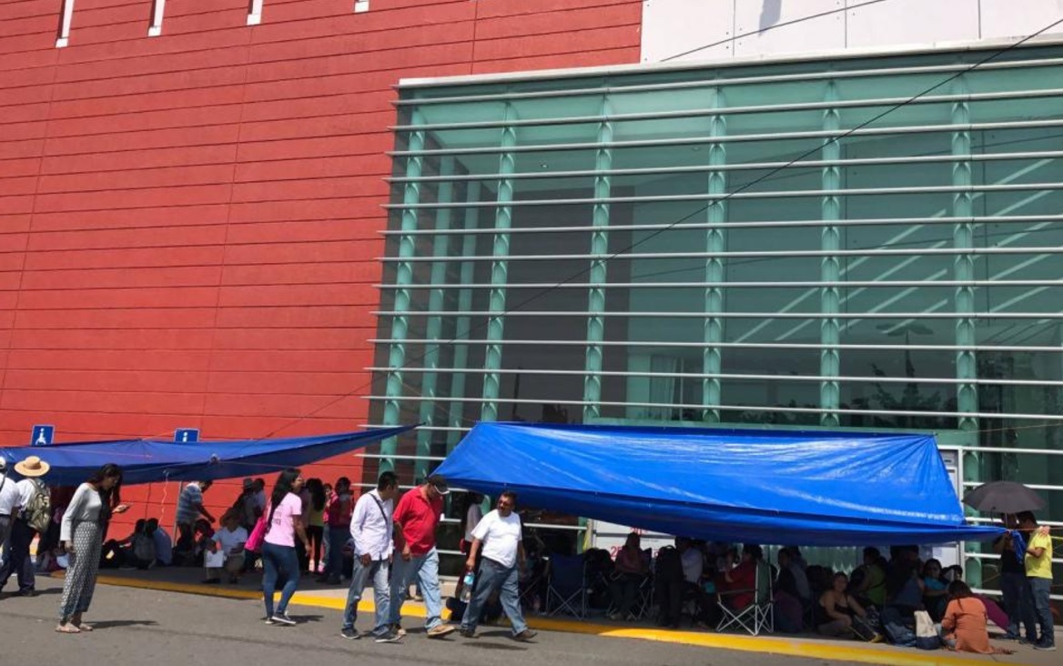 En Oaxaca, la Sección 22 de la CNTE bloqueó centros comerciales. (Twitter: @nvinoticiasoax)