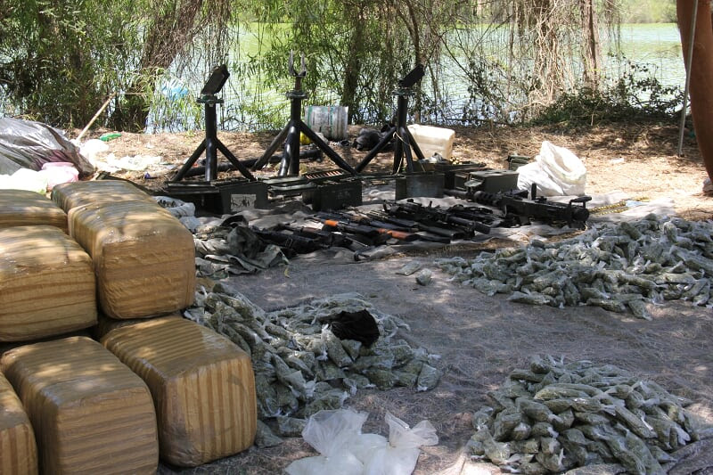Drogas y armas decomisadas en Sinaloa