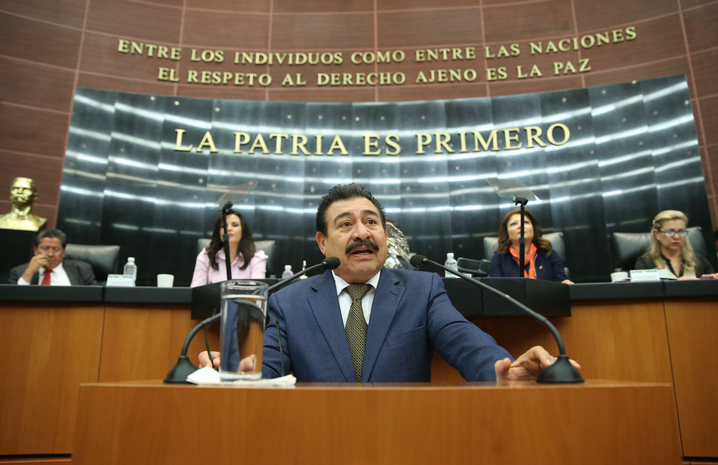 Isidro Pedraza Chávez, senador del PRD