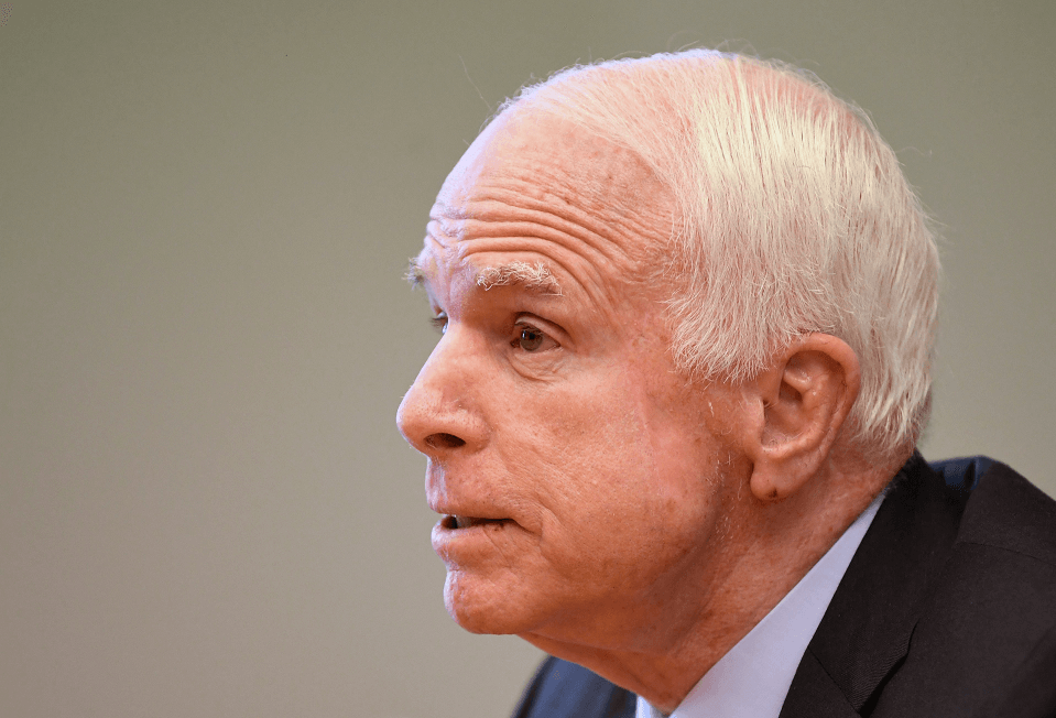 John McCain participó en una reunión de con líderes de seguridad, en Canberra, Australia