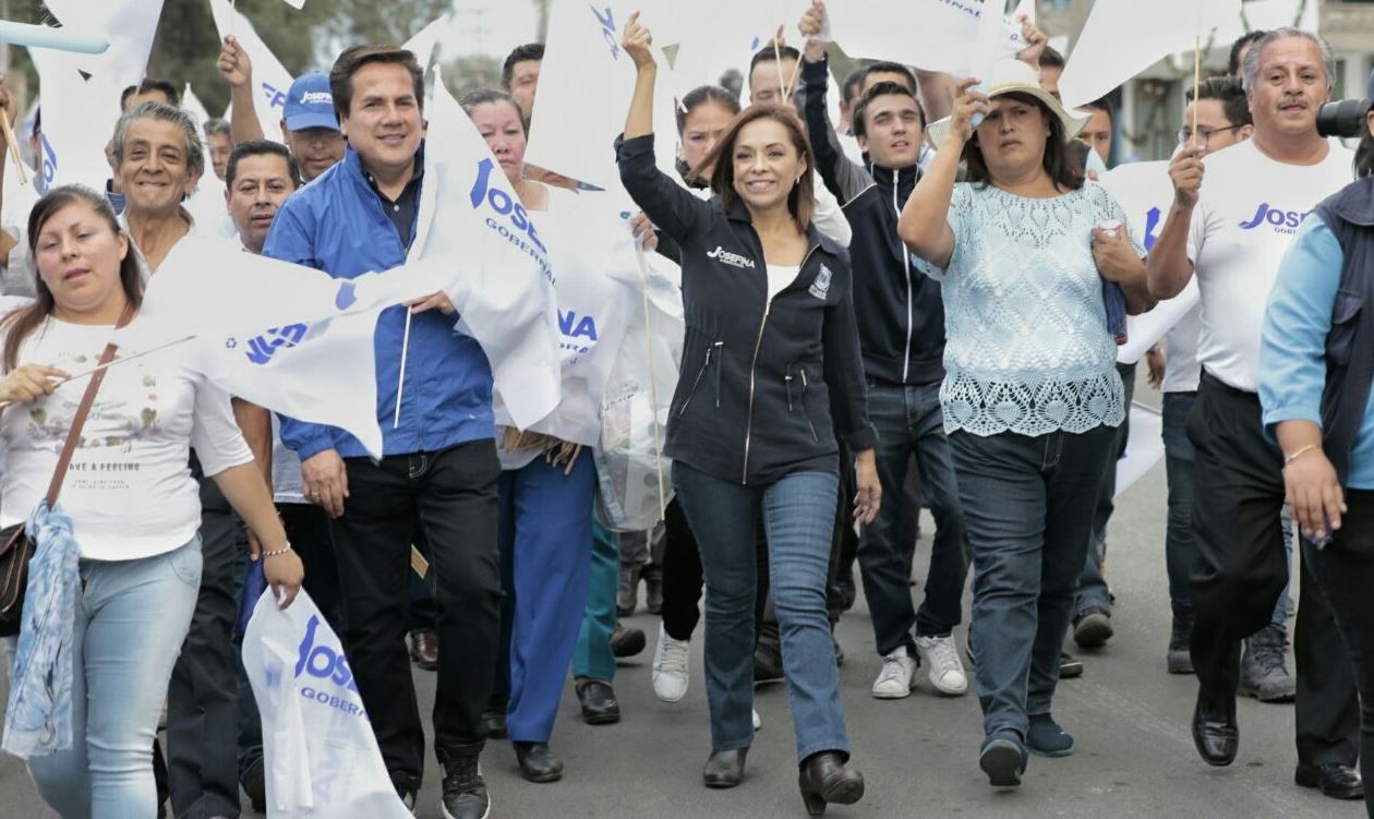 Josefina Vázquez Mota toma protesta a representantes de casilla del PAN