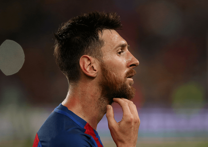 Lionel Messi luego de un partido de futbol contra el Eibar