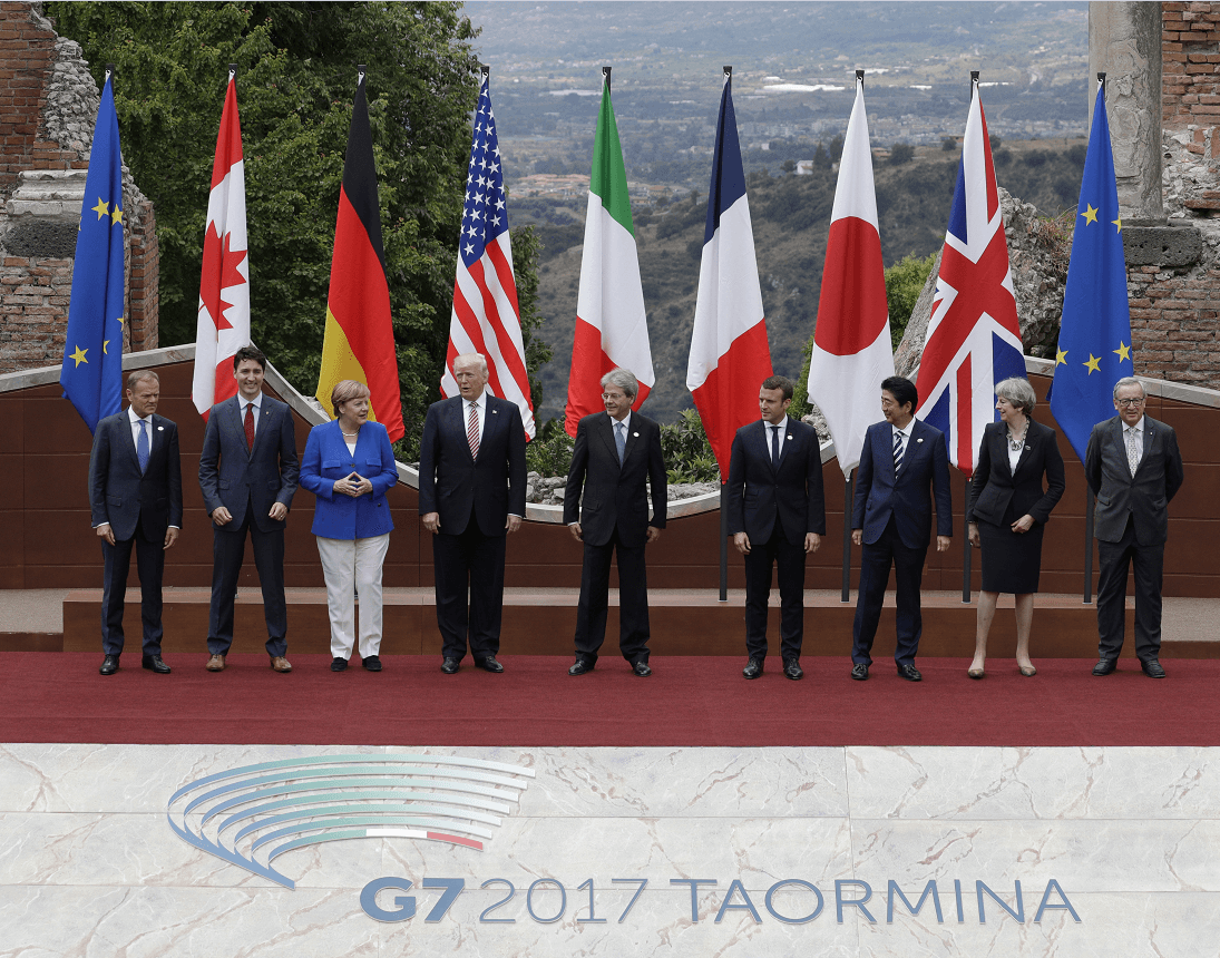 Los líderes del G7 durante la cumbre en Taormina, Italia