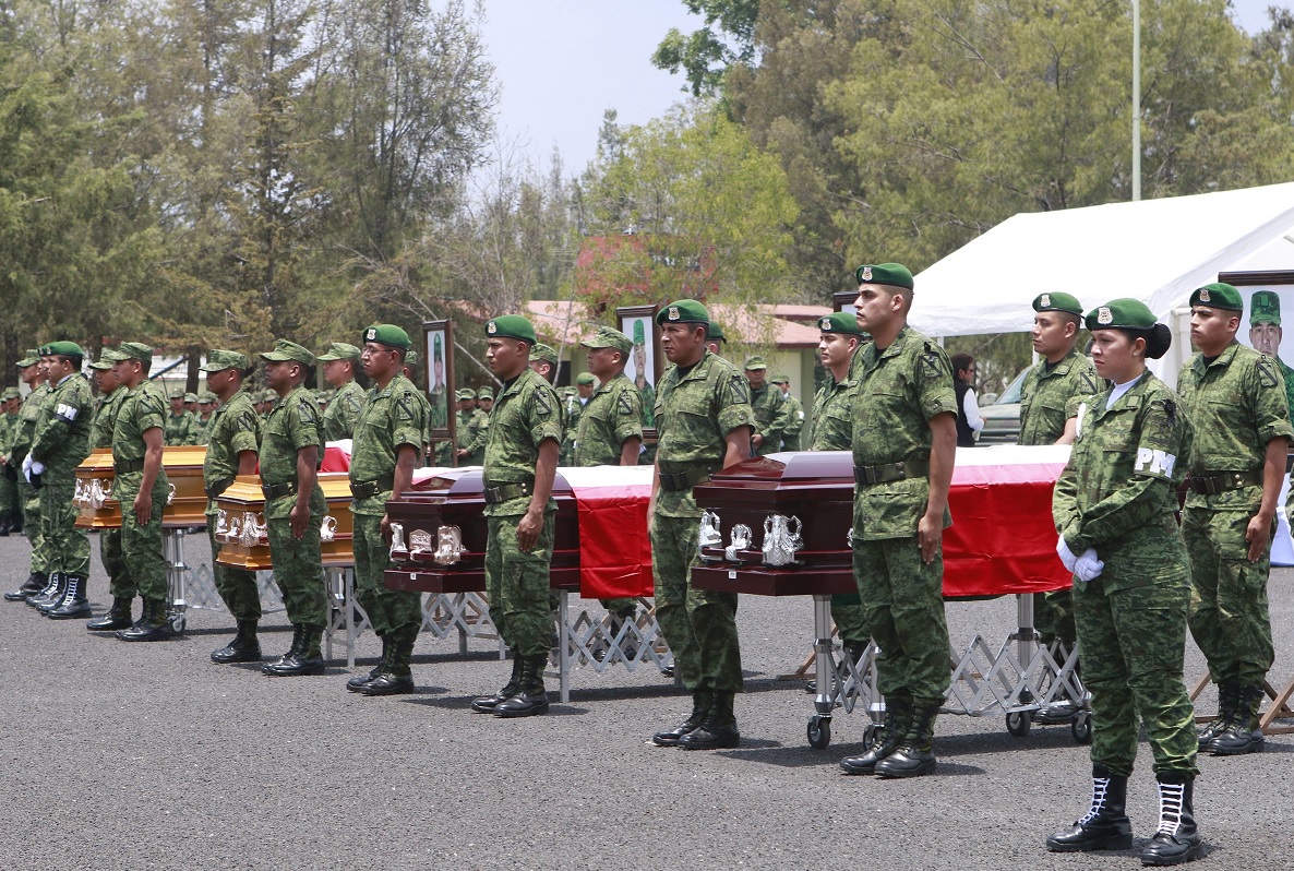 Homenaje a los cuatro militares que murieron en Puebla (Notimex)